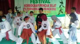 Pertarungan Sengit Pencak Silat & Panahan di Kedungpoh